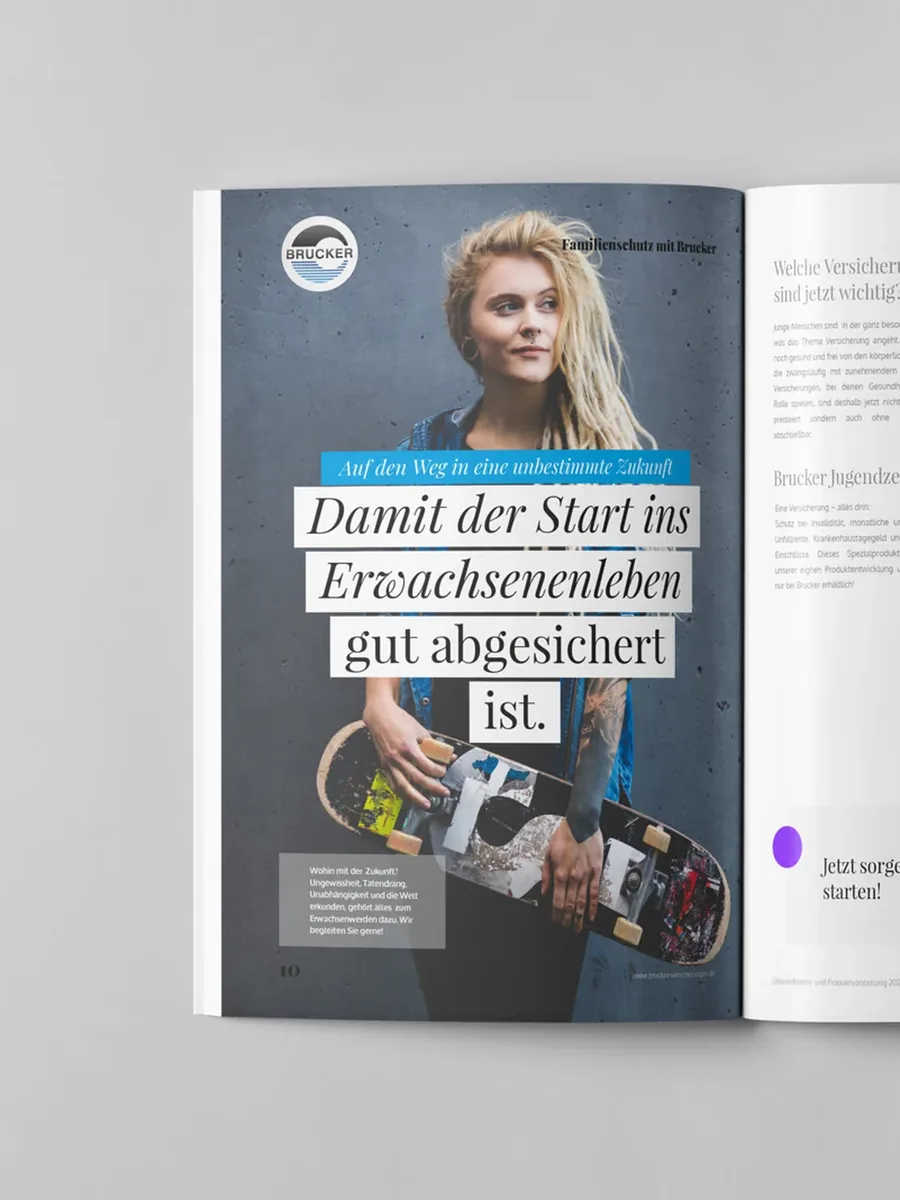 Kundenmagazin, Doppelseite Jugend: junge Frau mit Skateboard, Zeilen auf weißen Textbalken