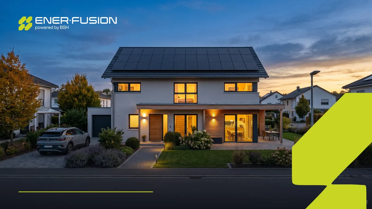 Einfamilienhaus mit Solardach zur blauen Stunde, Cover Partnervertrieb (KI-Bild)