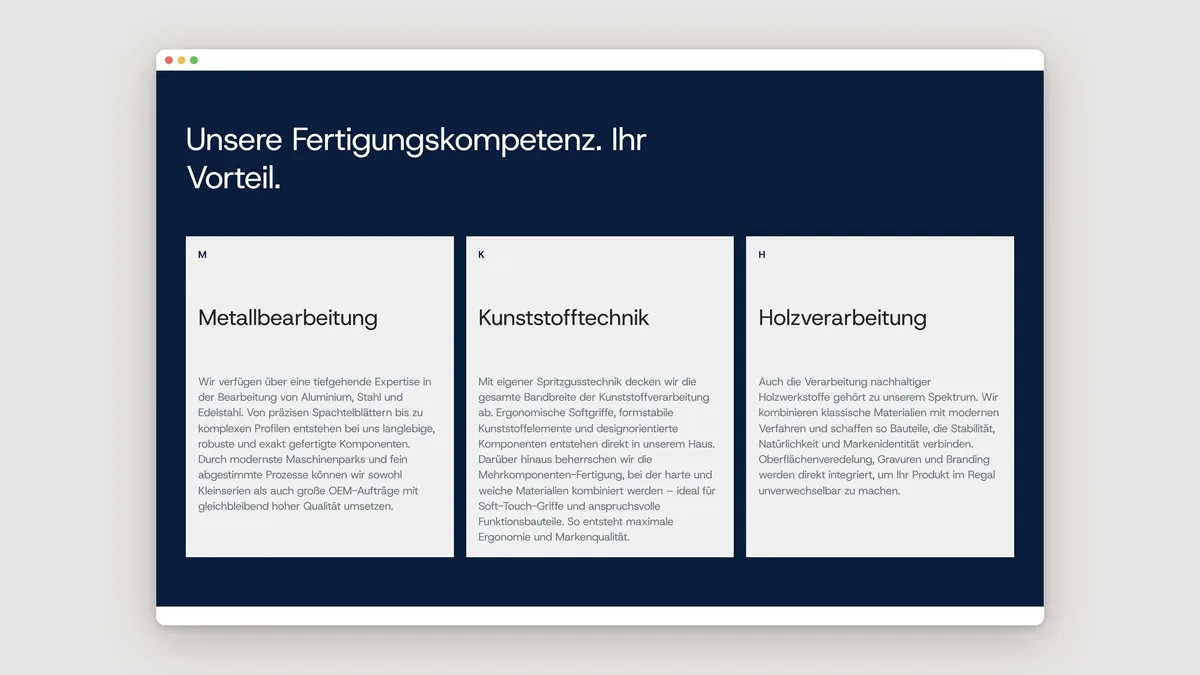 Abschnitt Unsere Fertigungskompetenz mit den drei Kacheln Metallbearbeitung, Kunststofftechnik, Holzverarbeitung